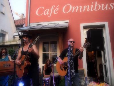 Live Café Omnibus 2.8.2018 ( Foto A. Beck)